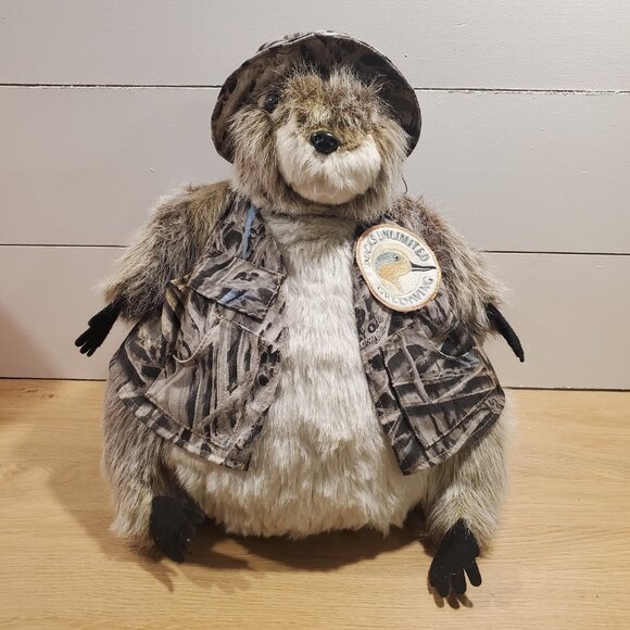 Plush Beaver Ducks unlimited wearing Camo Vest & Hat 14" Greenwing - Picture 1 of 9